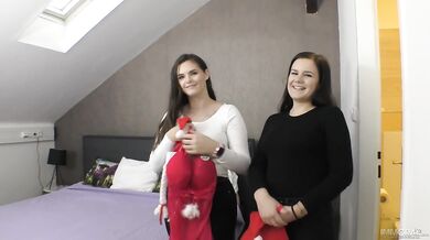 Dve prsnaté české bacuľky v trojke