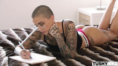 Leigh Raven si nechala totálne vymrdať tesný zadok od Micka Bluea